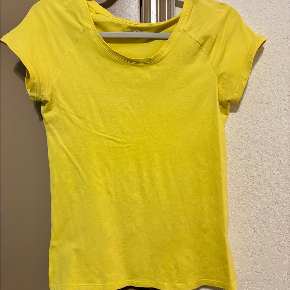 Cable & Gauge Yellow Fitted Short Sleeve Tee